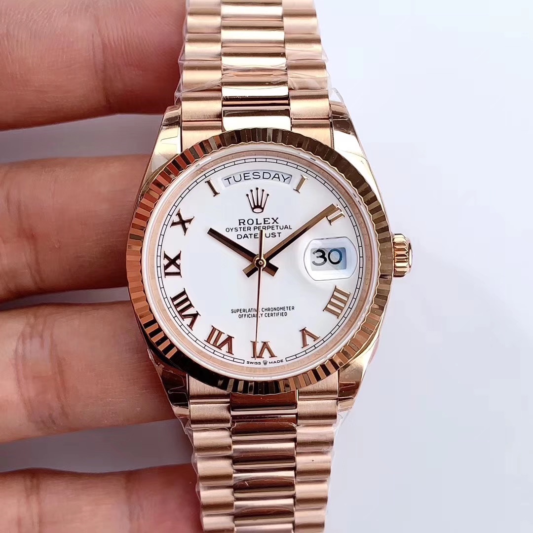 EW | 2836 무브먼트 | 36mm | 데이데이트 Day-date